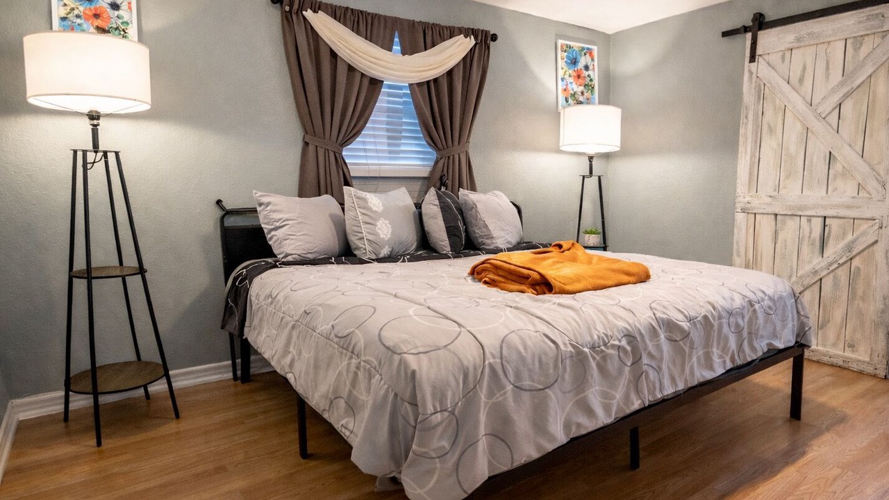 Photo of Bedroom in Prospect Hill