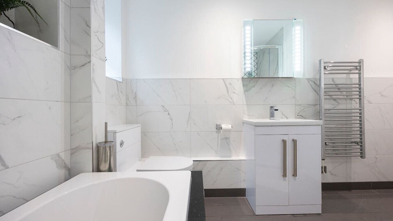 Photo of Bathroom in Brighton City Centre