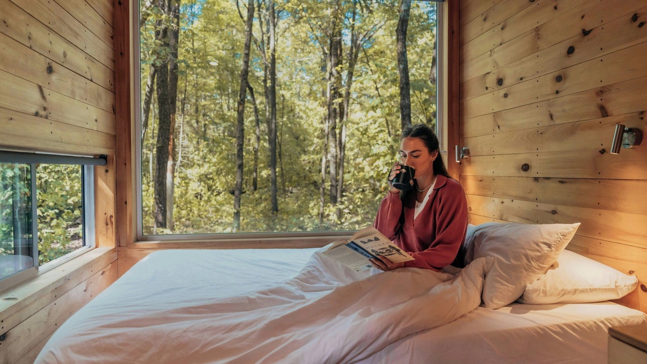 Photo of Bedroom in Running Springs