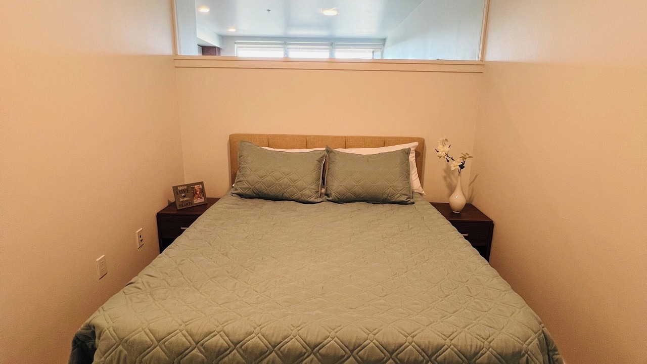 Photo of Bedroom in Eastlake