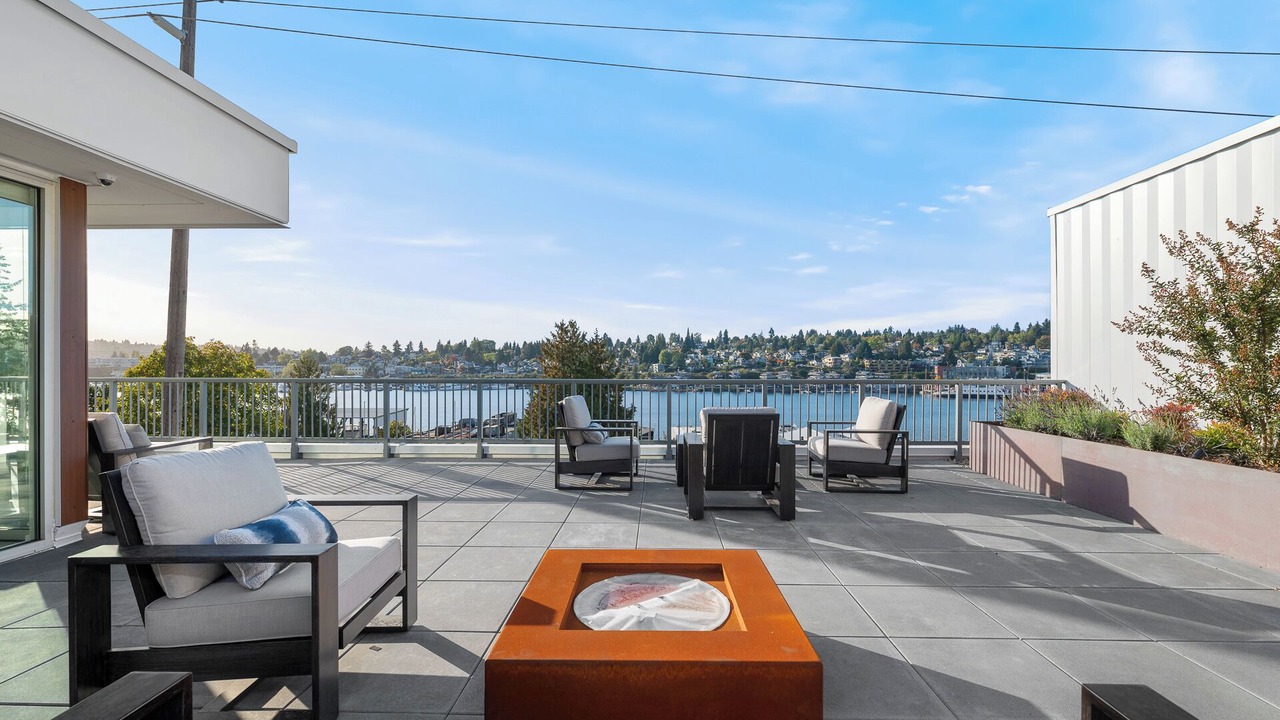 Photo of Patio Balcony in Eastlake