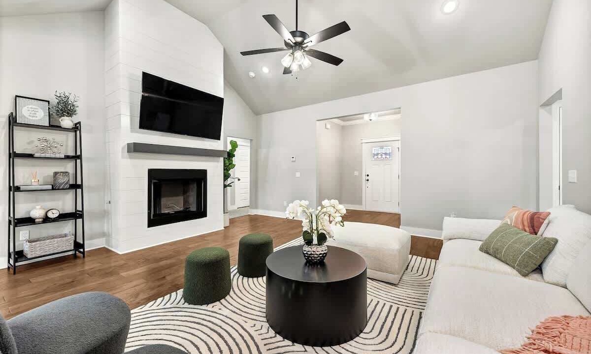 Photo of Livingroom in Springdale