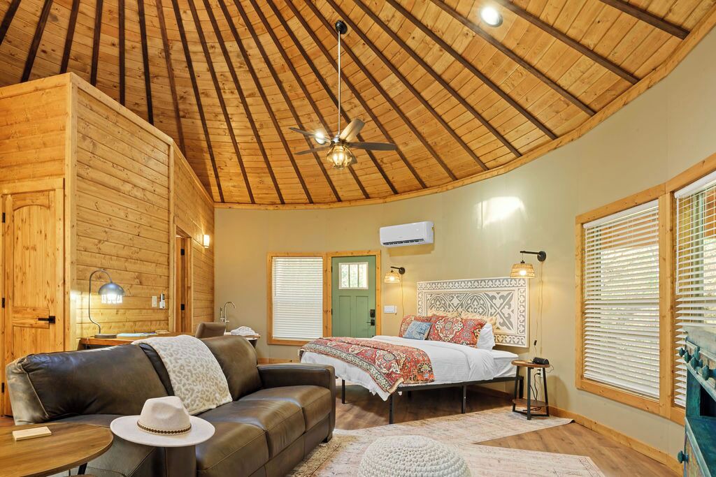 Photo of Bedroom in Cherokee