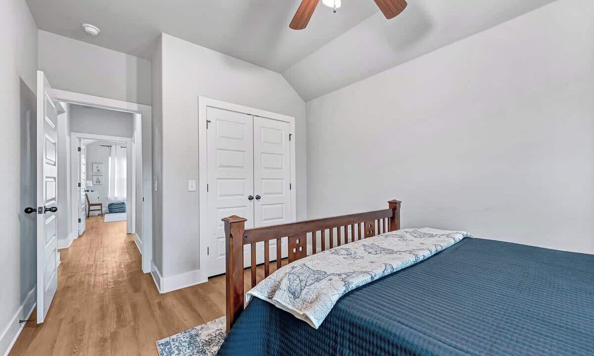Photo of Bedroom in Siloam Springs