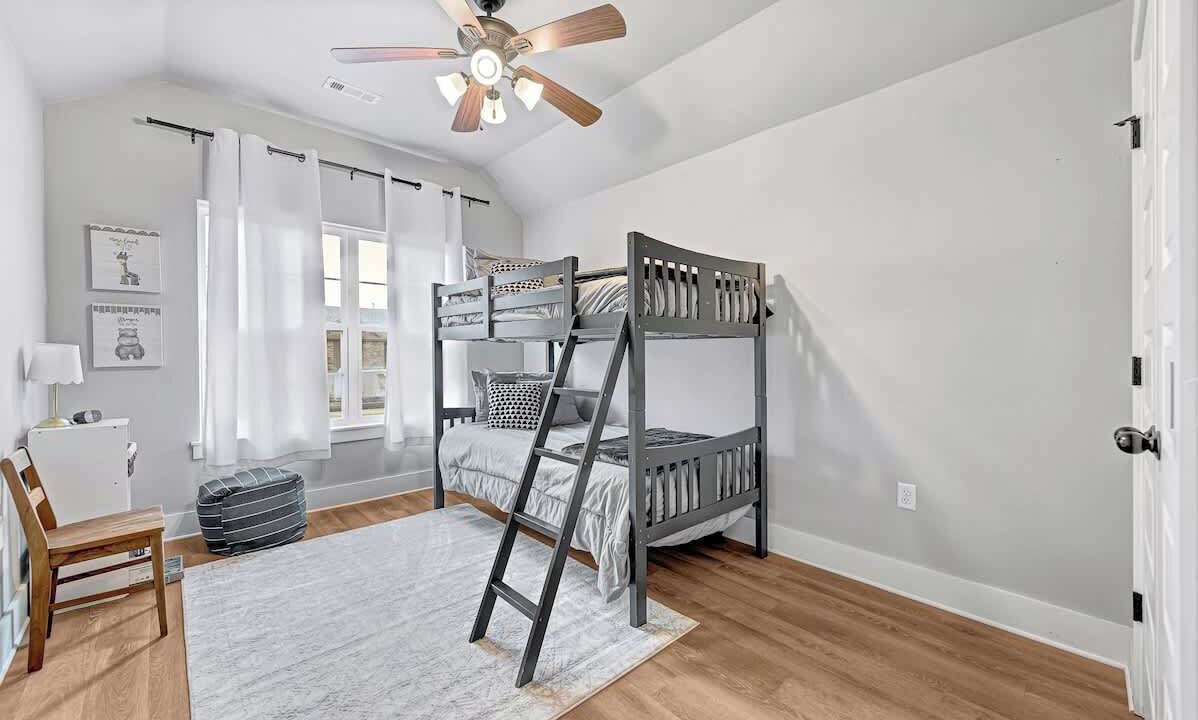 Photo of Bedroom in Siloam Springs