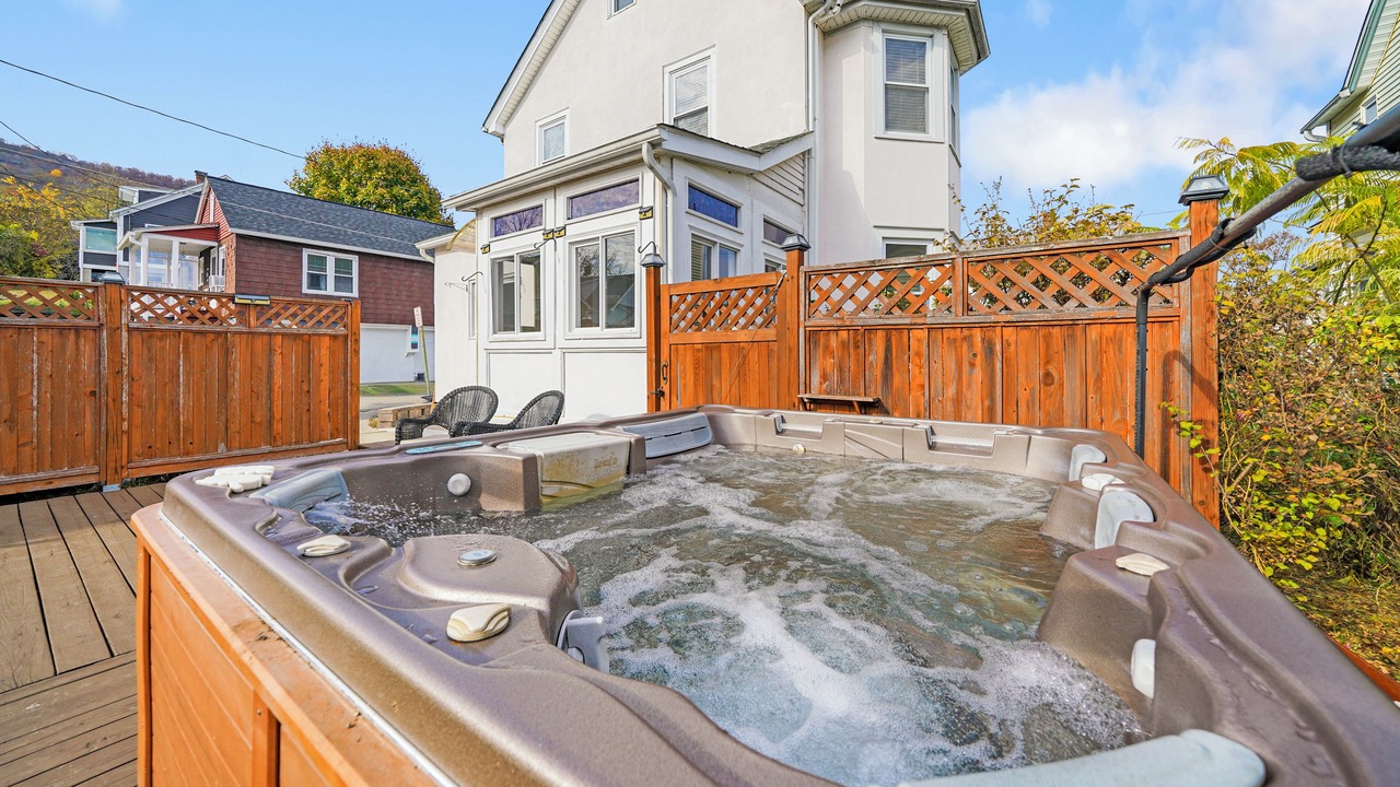 Photo of Outdoor in Middle Hope