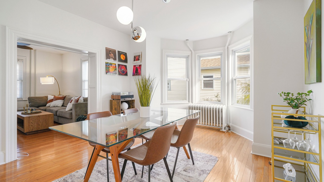 Photo of Others in Middle Hope