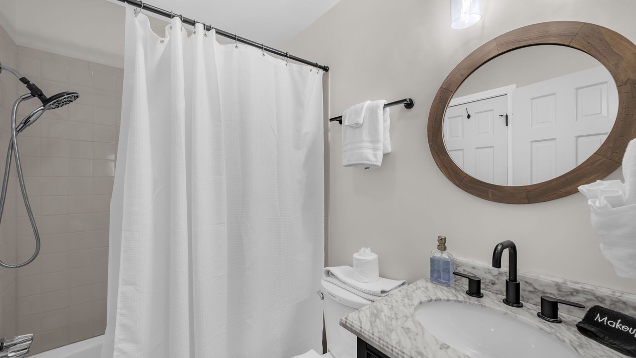 Photo of Bathroom in Charter Hills