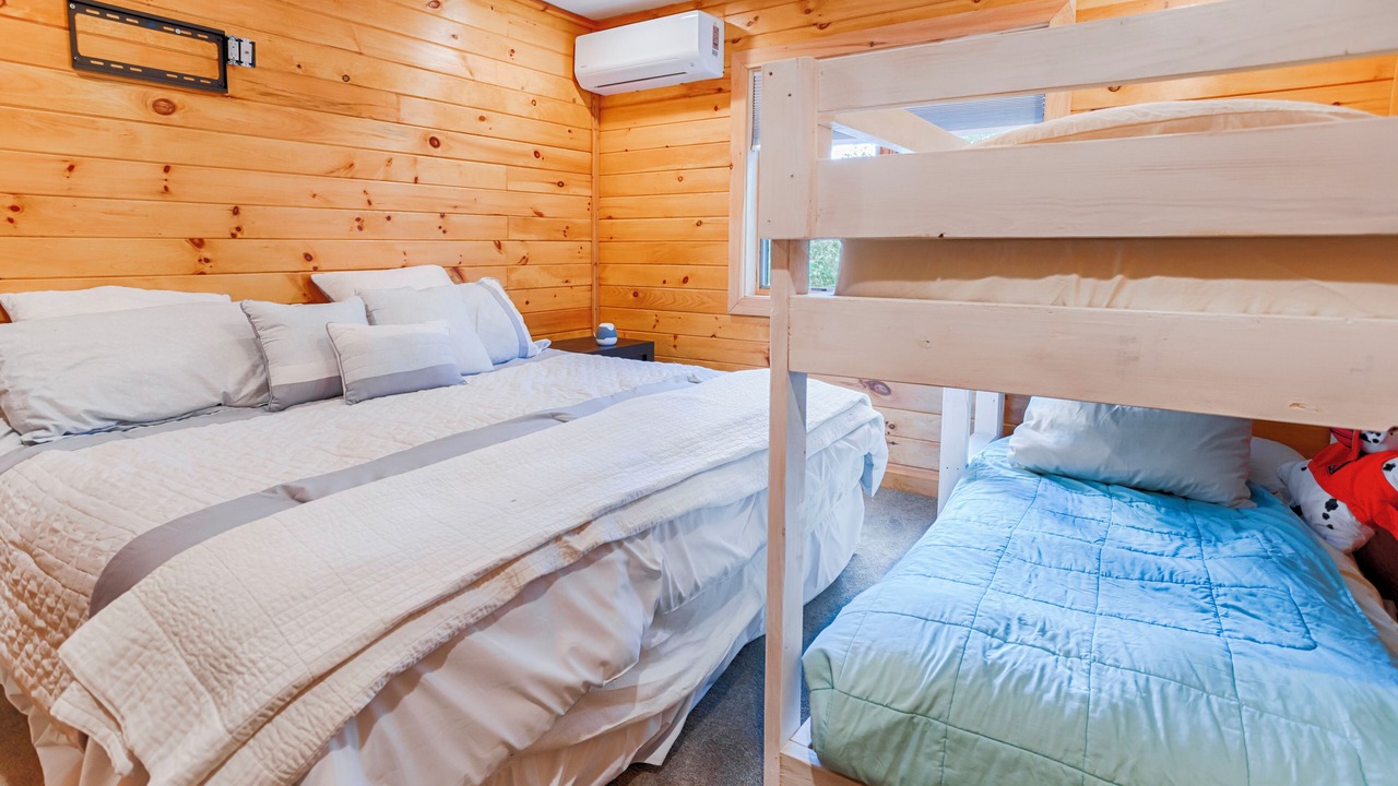 Photo of Bedroom in Rushville