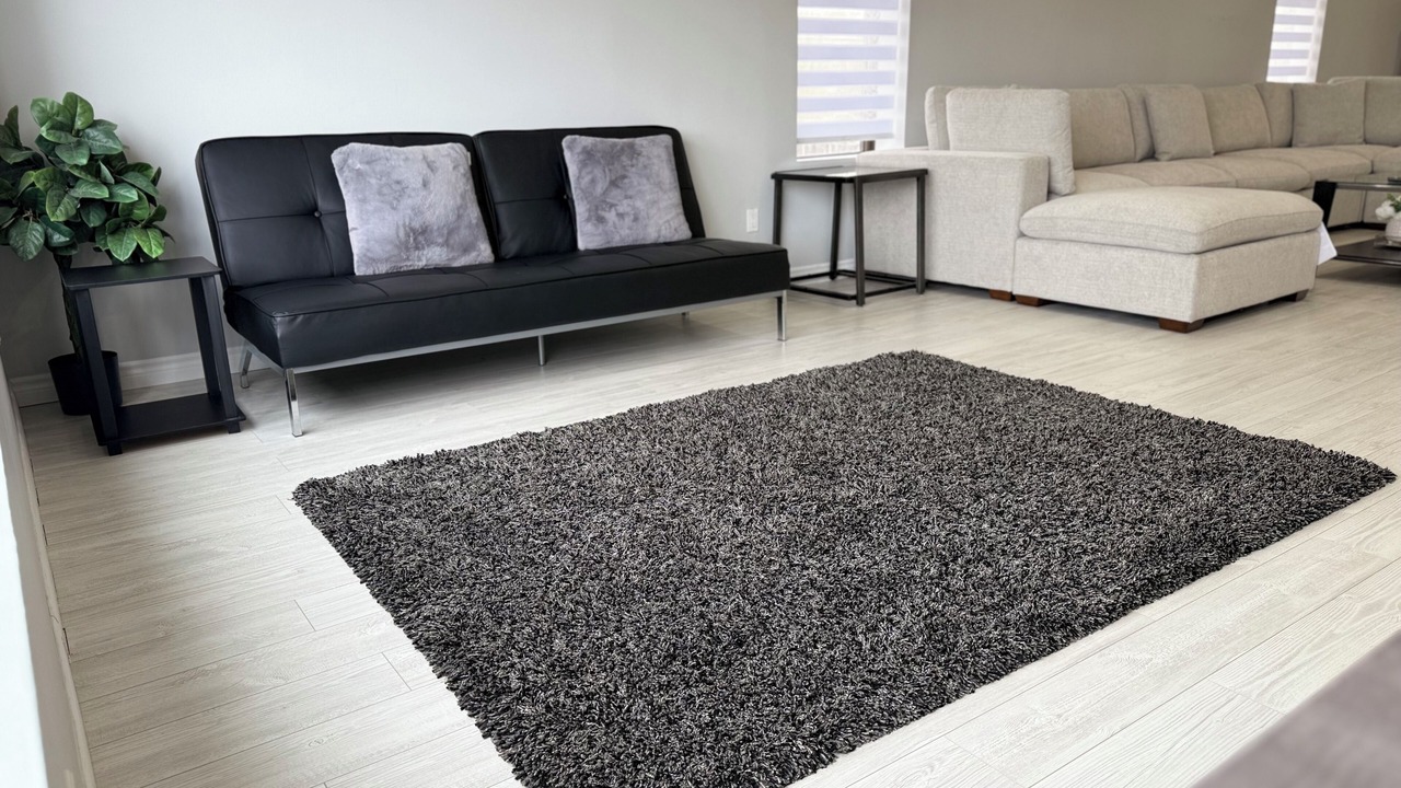 Photo of Livingroom in East Windsor