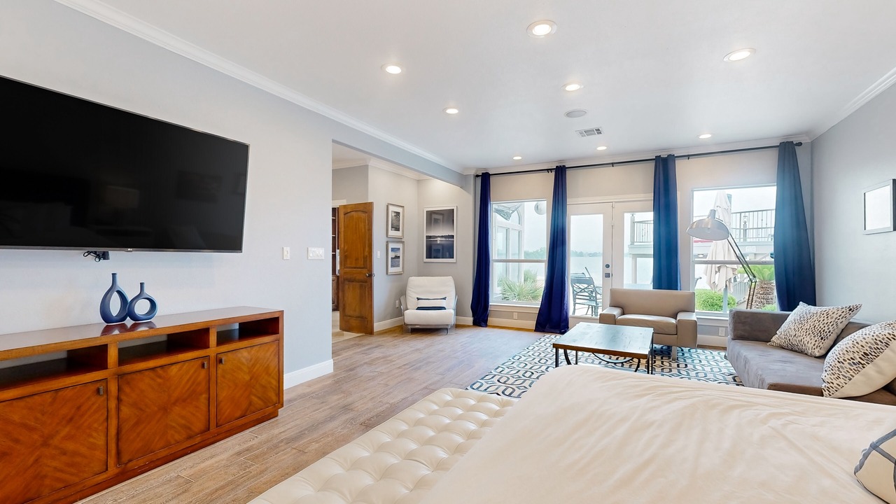 Photo of Bedroom in Horseshoe Bay West