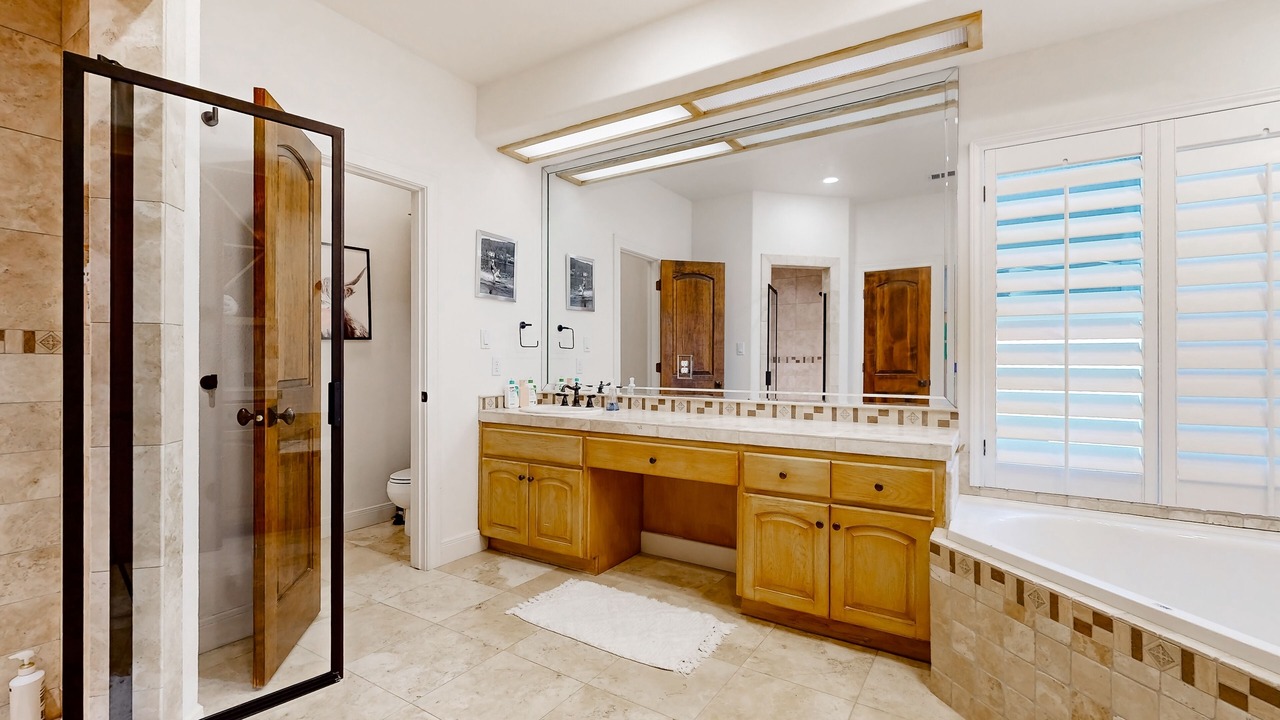 Photo of Bathroom in Horseshoe Bay West