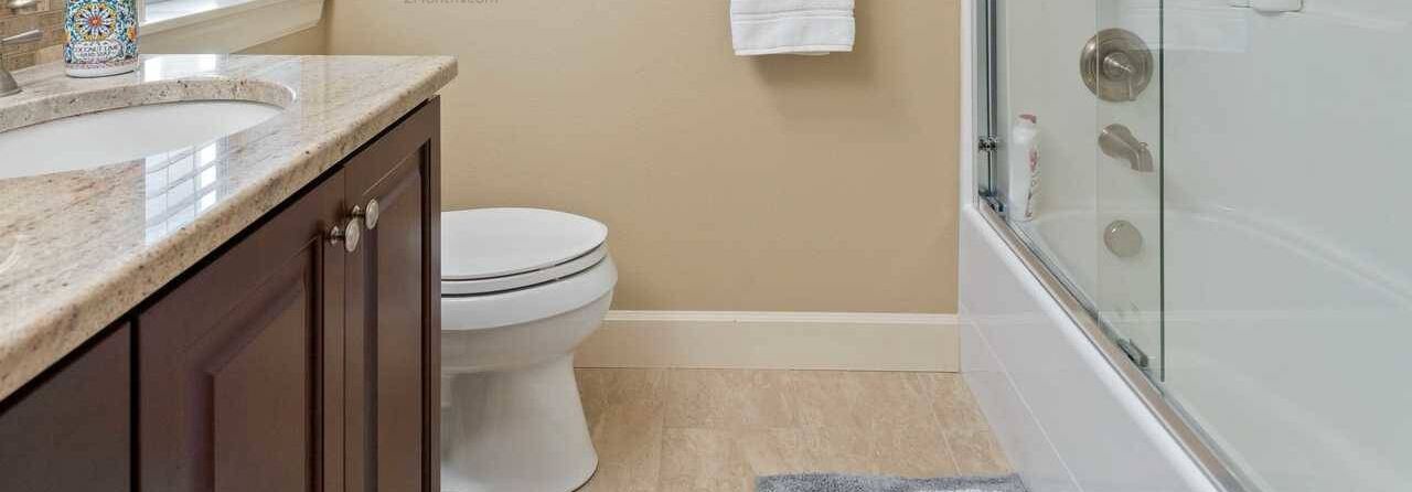 Photo of Bathroom in Bethany