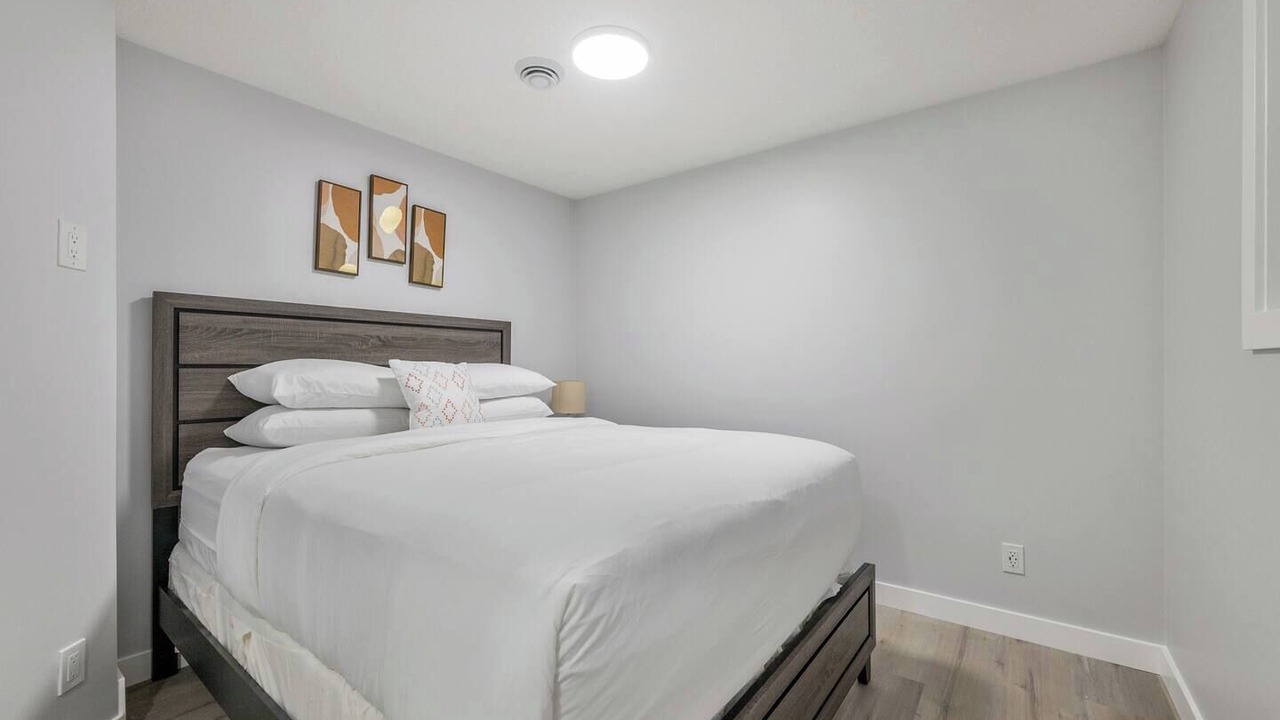 Photo of Bedroom in Airdrie