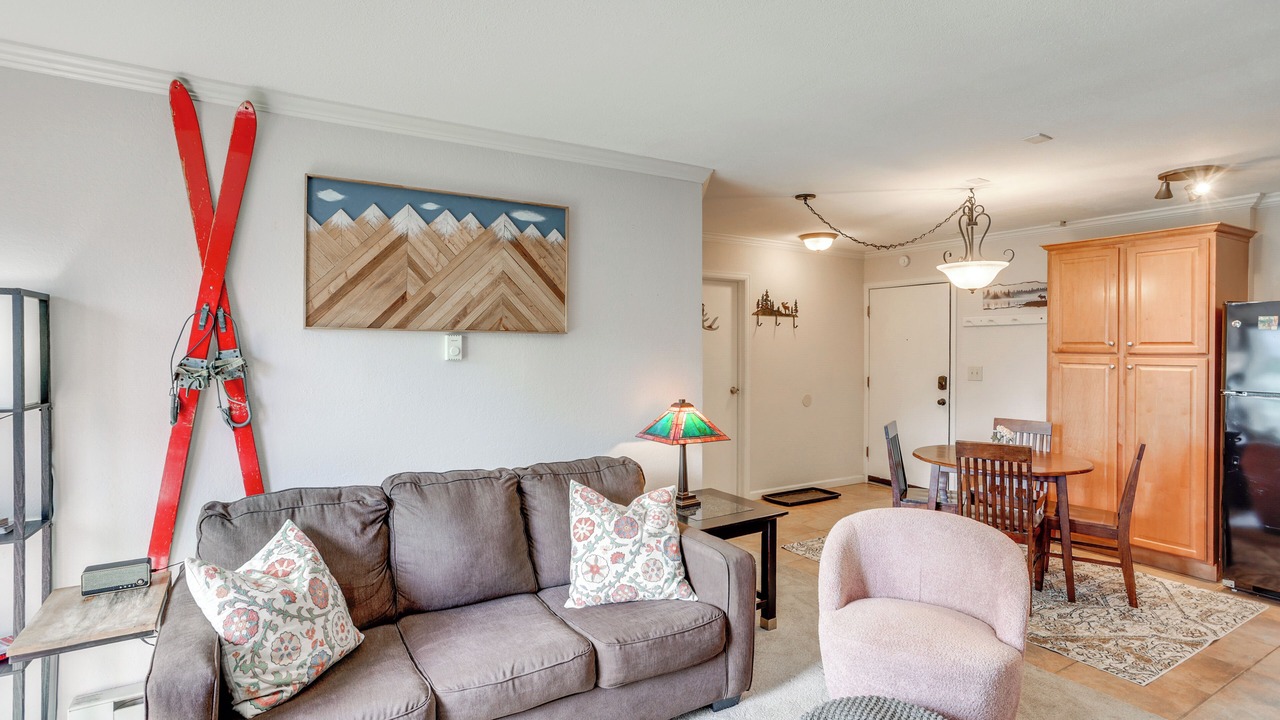 Photo of Livingroom in Purgatory