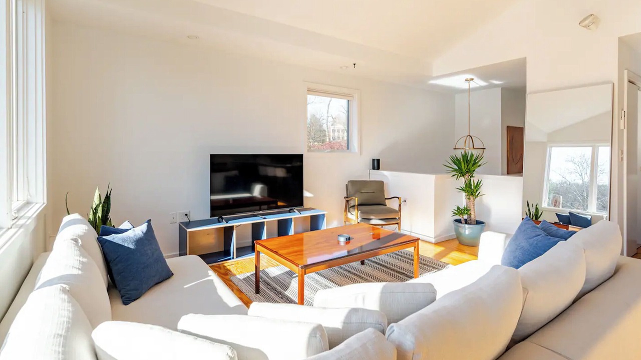 Photo of Livingroom in Saugerties South