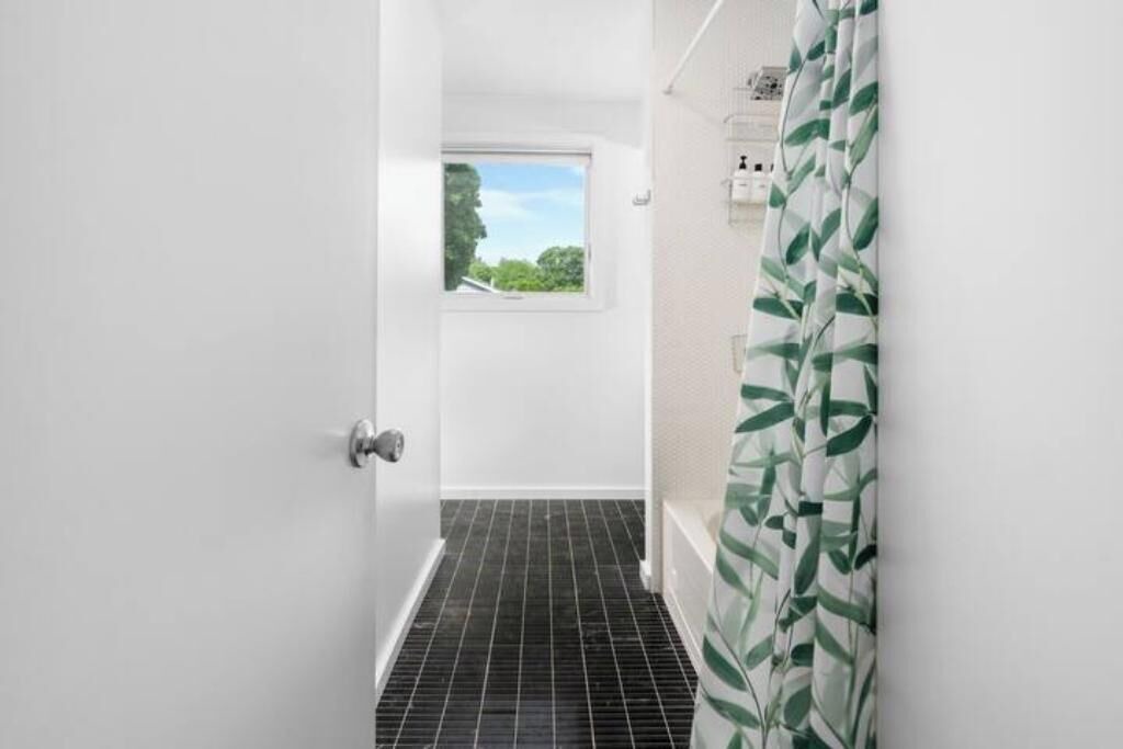 Photo of Bathroom in Saugerties South