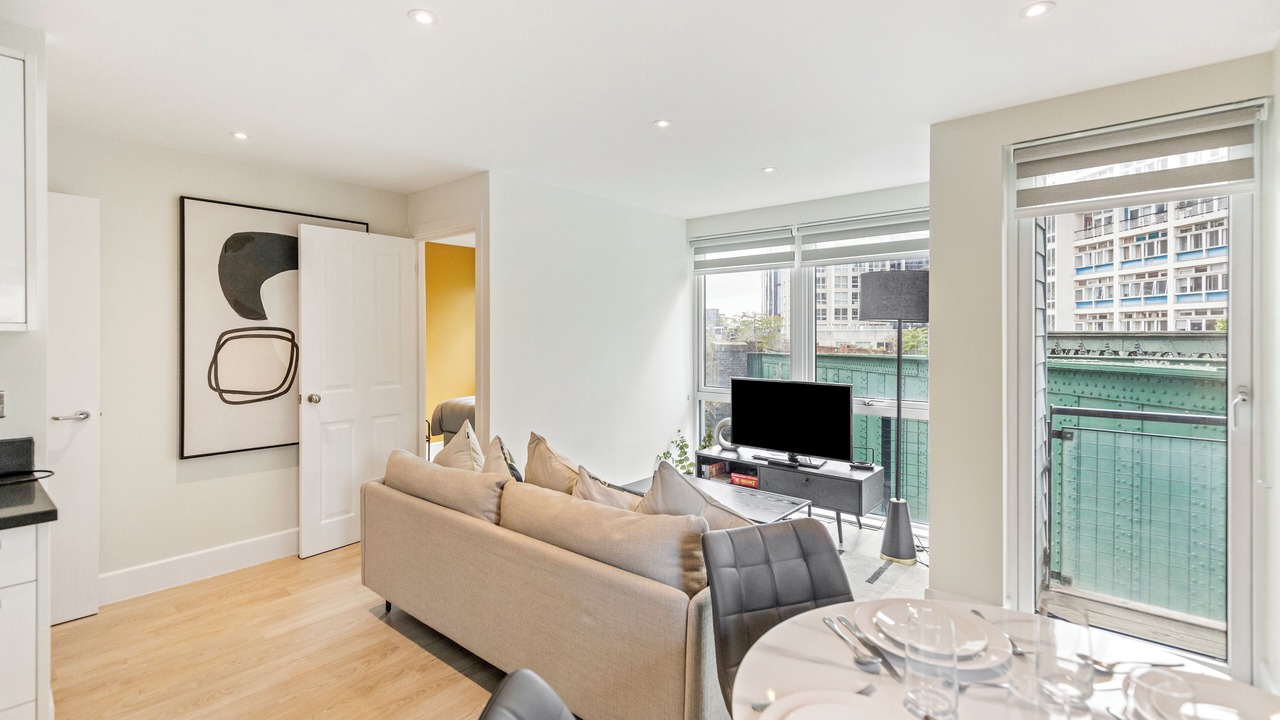 Photo of Livingroom in Elephant and Castle