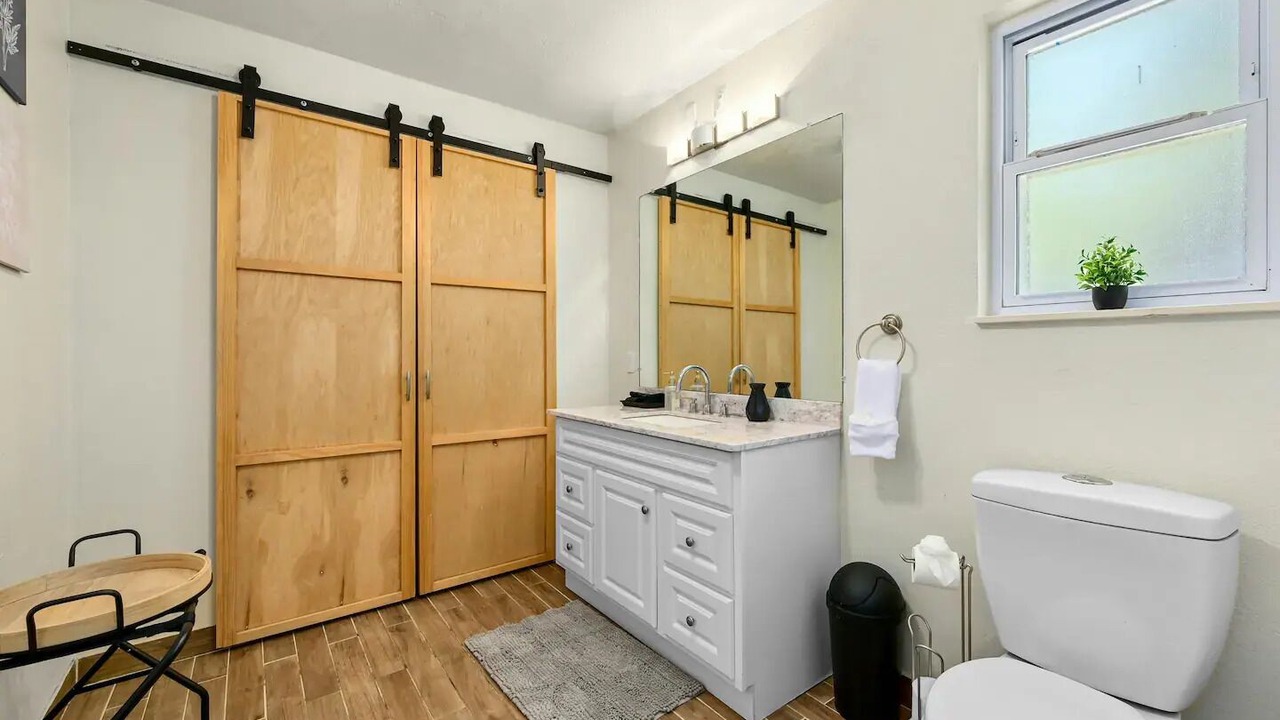 Photo of Bathroom in Parker Lane