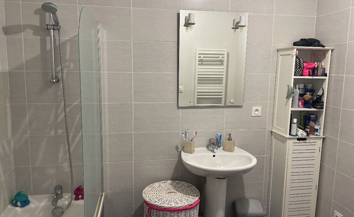 Photo of Bathroom in Saint-Jeoire-Prieure