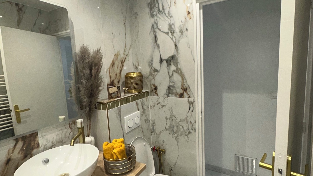 Photo of Bathroom in La Villette