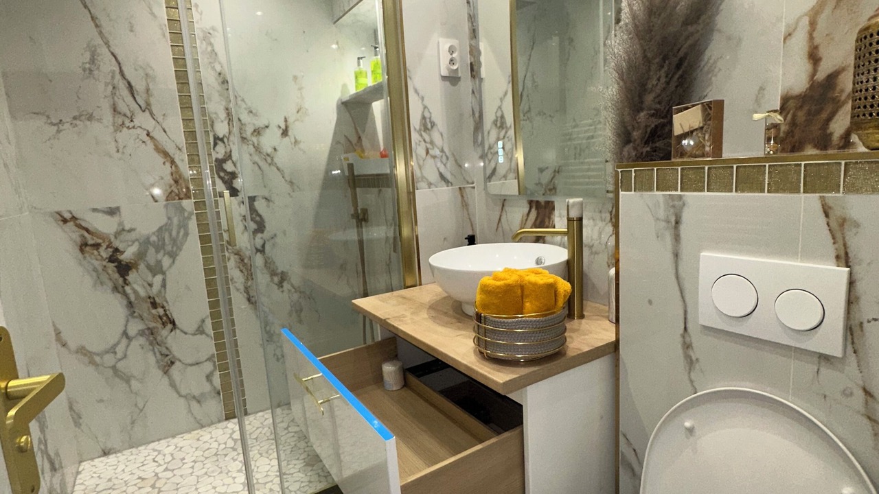 Photo of Bathroom in La Villette