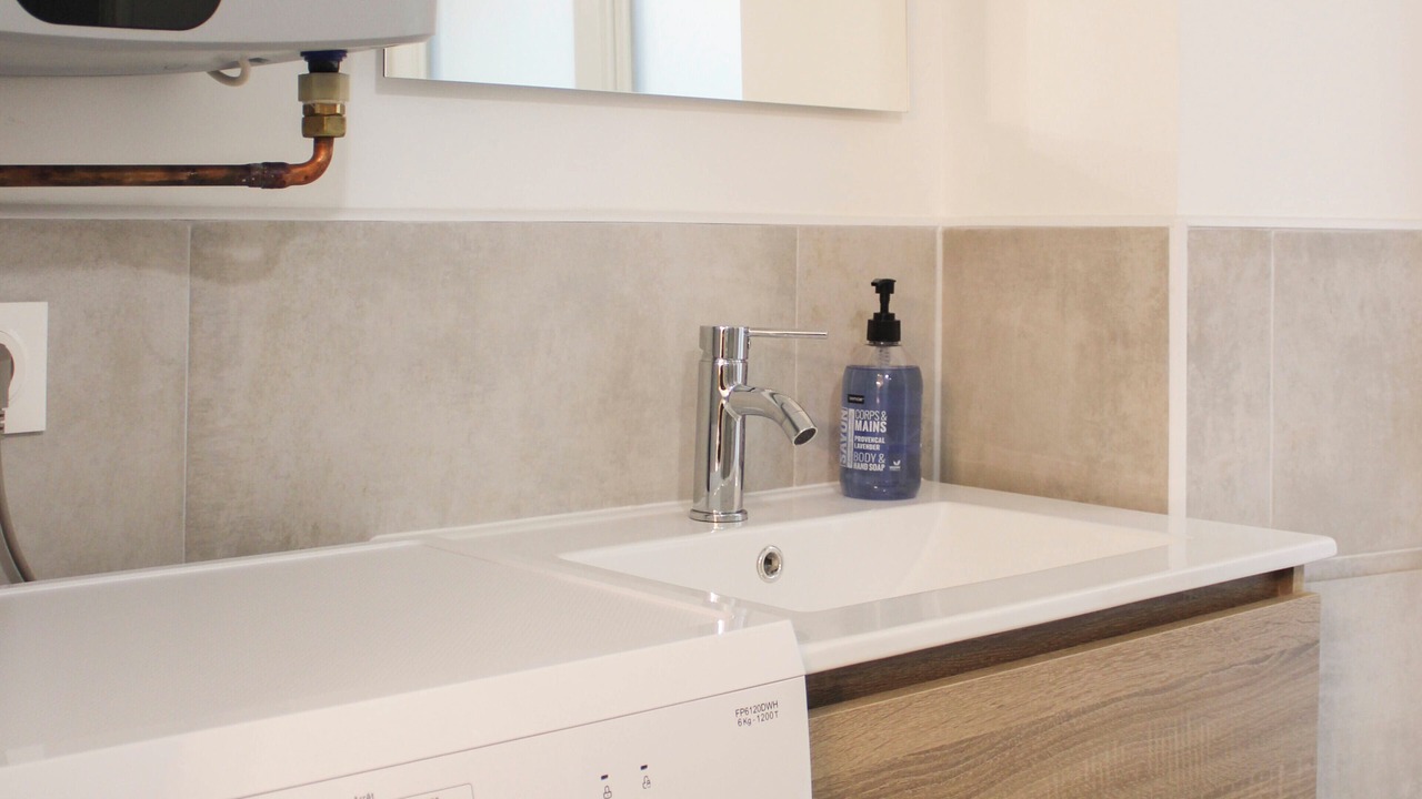 Photo of Bathroom in 14th Arrondissement