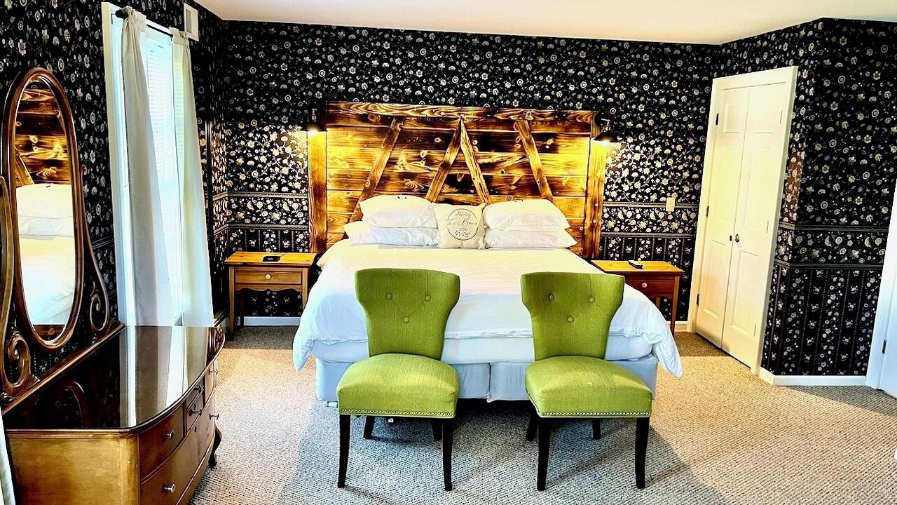 Photo of Bedroom in Warrensburg