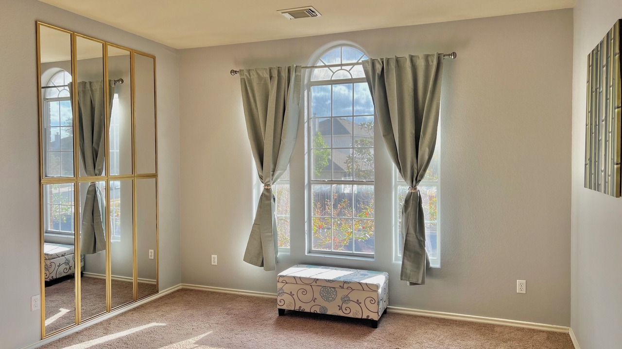 Photo of Bedroom in Pioneer Crossing