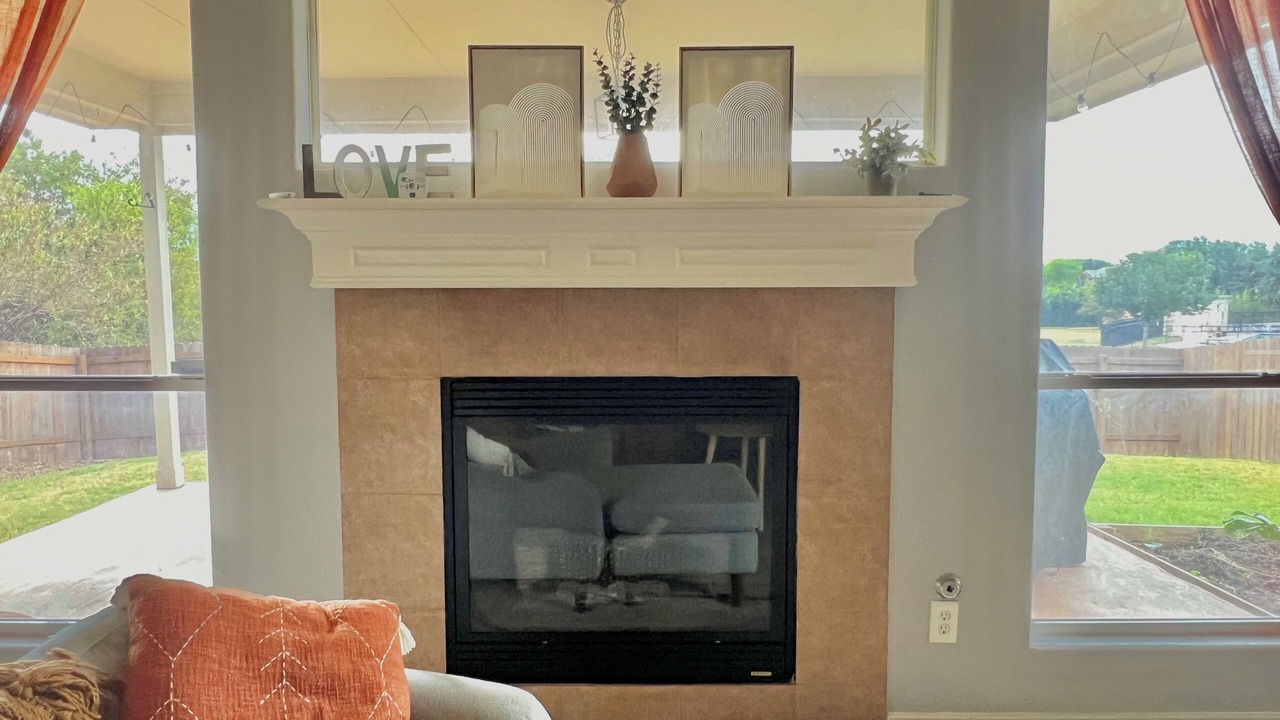 Photo of Livingroom in Pioneer Crossing