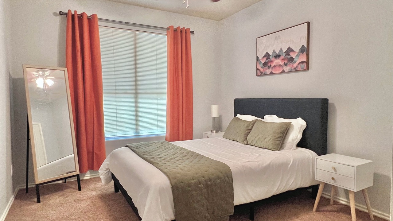 Photo of Bedroom in Pioneer Crossing