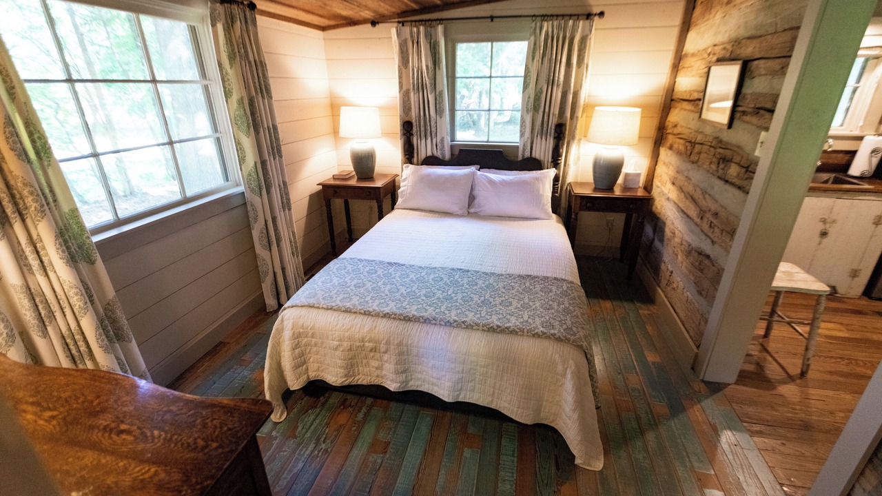 Photo of Bedroom in Bells