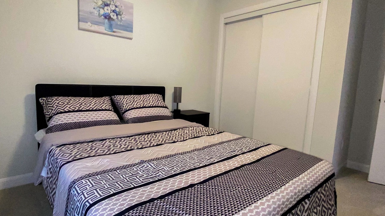 Photo of Bedroom in Ottawa Division