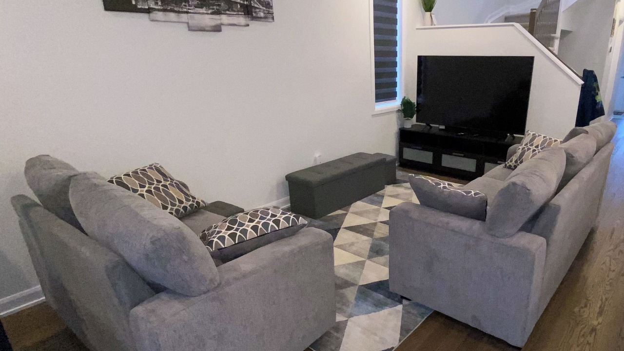 Photo of Livingroom in Ottawa Division