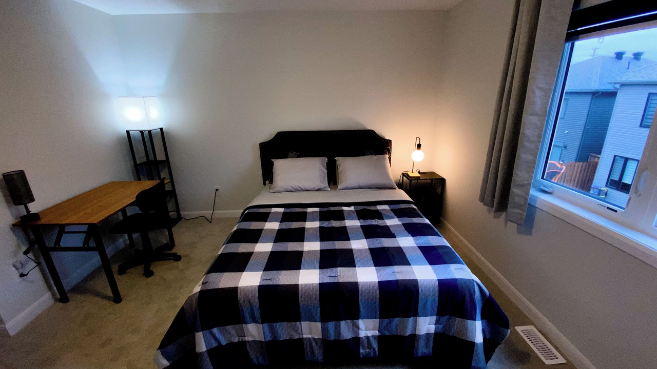 Photo of Bedroom in Ottawa Division