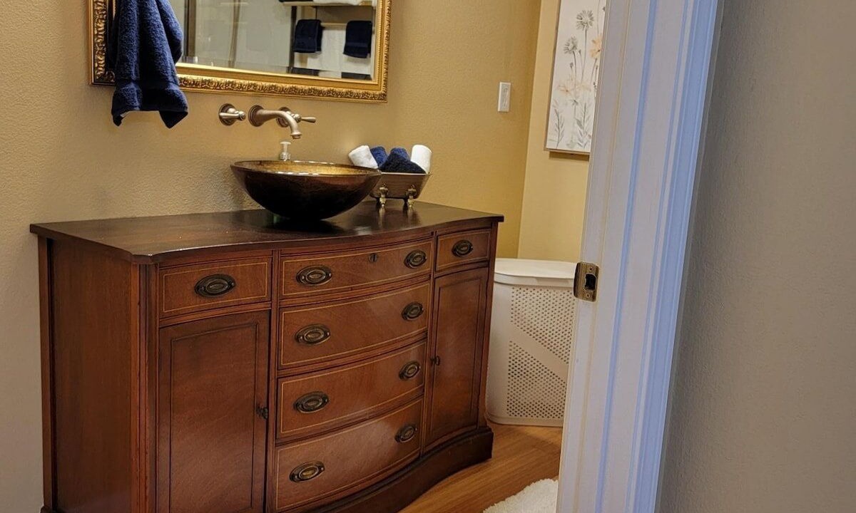 Photo of Bathroom in Cherokee Village
