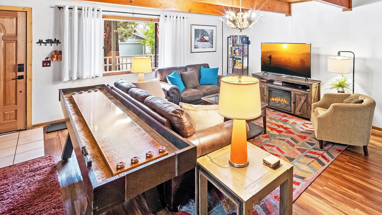 Photo of Livingroom in Big Bear City