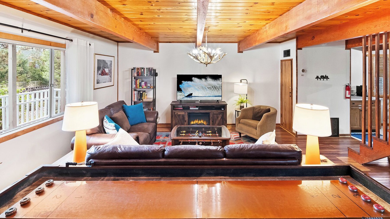 Photo of Livingroom in Big Bear City