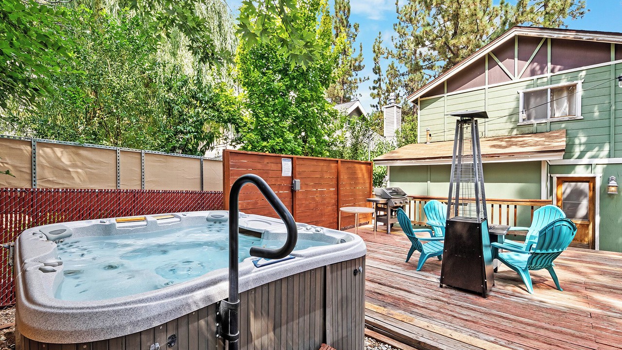 Photo of Patio Balcony in Big Bear City