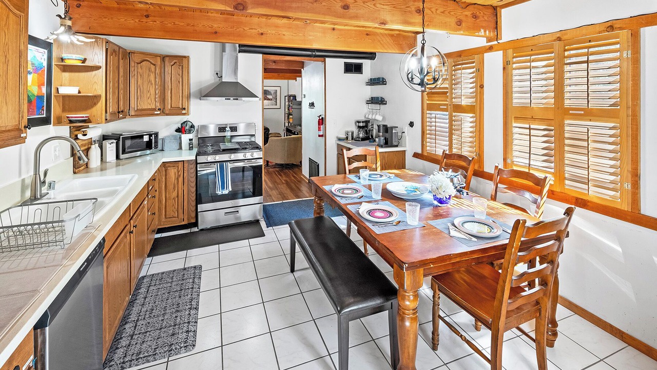 Photo of Kitchen in Big Bear City
