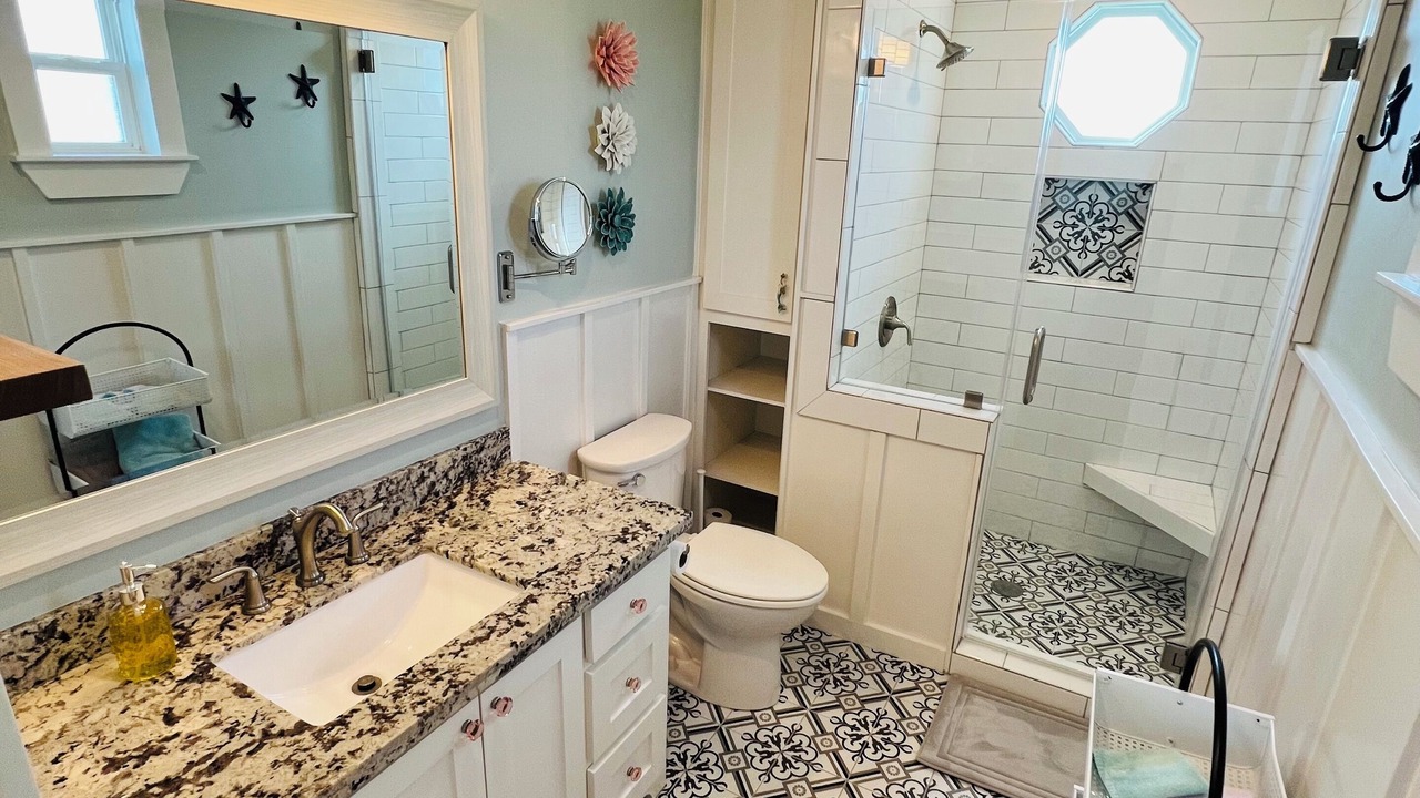 Photo of Bathroom in Crystal Beach
