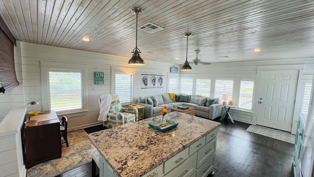 Photo of Livingroom in Crystal Beach