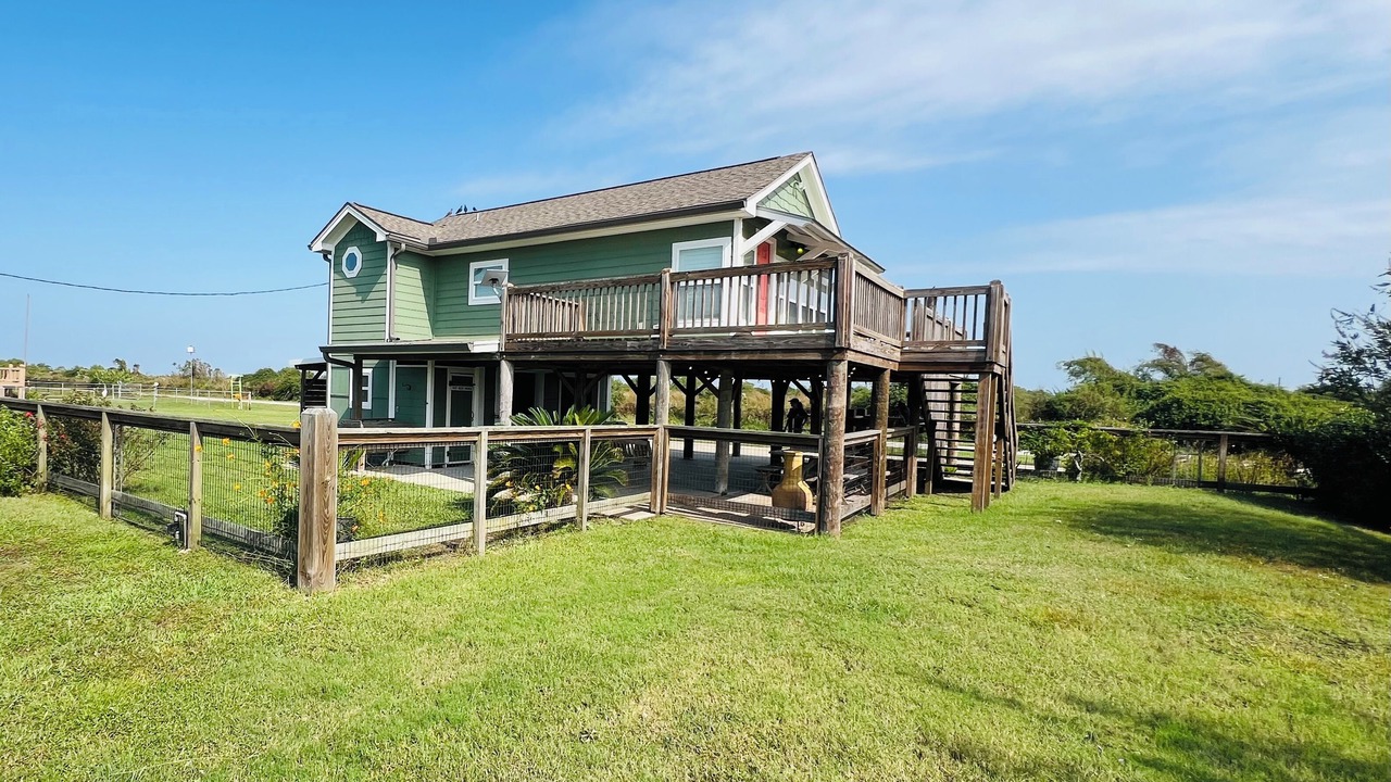 Photo of Outdoor in Crystal Beach
