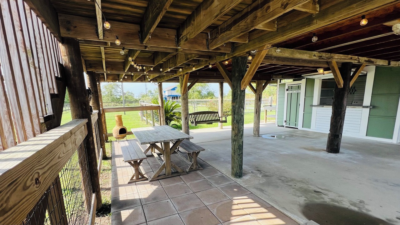 Photo of Outdoor in Crystal Beach