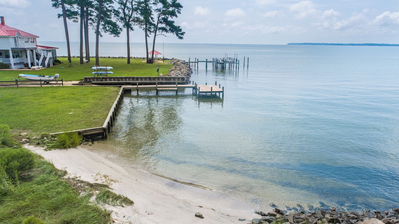 Photo of Others in Deltaville
