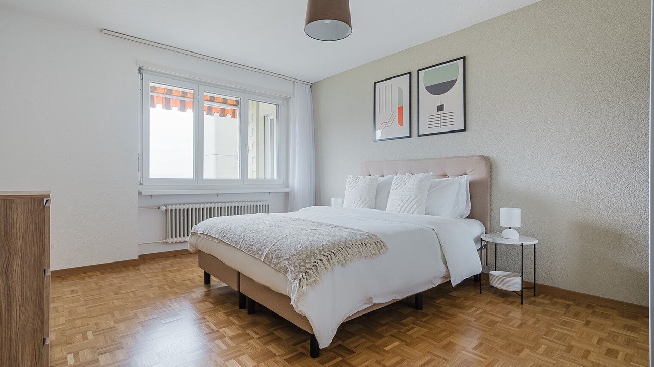 Photo of Bedroom in Horgen District