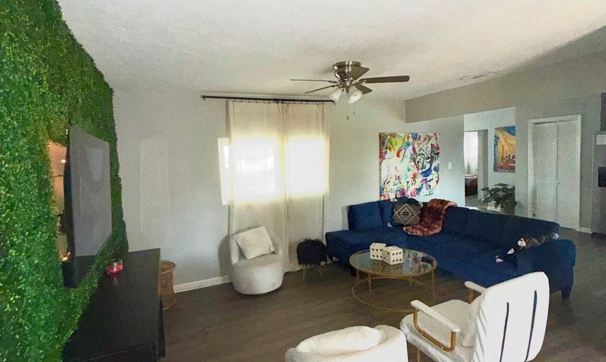 Photo of Livingroom in Houston
