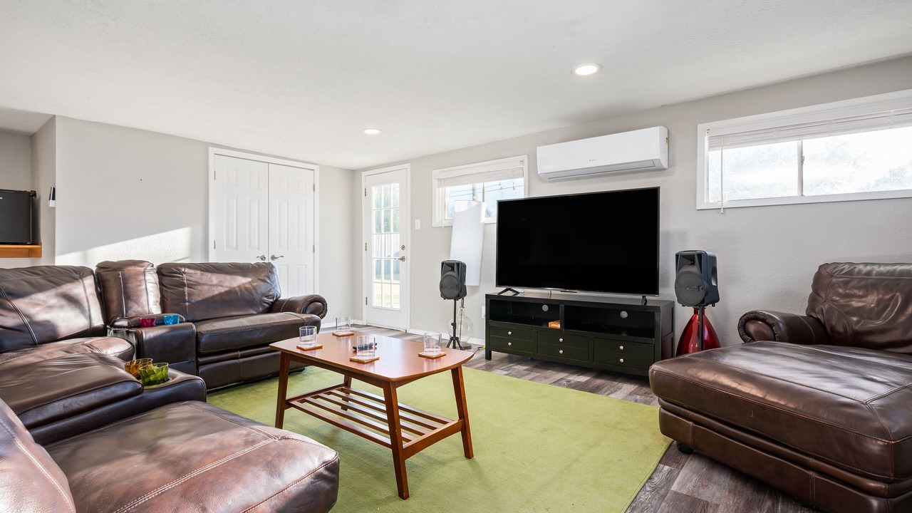 Photo of Livingroom in Southwood