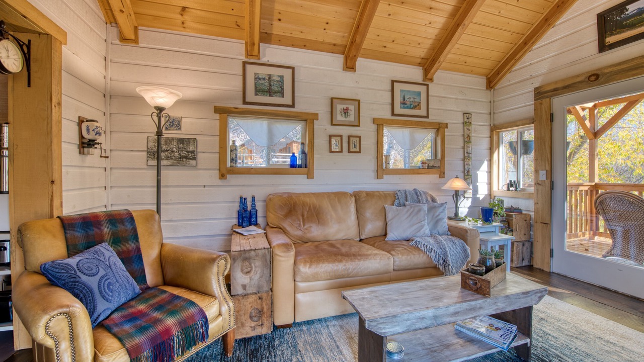 Photo of Livingroom in Grantsdale