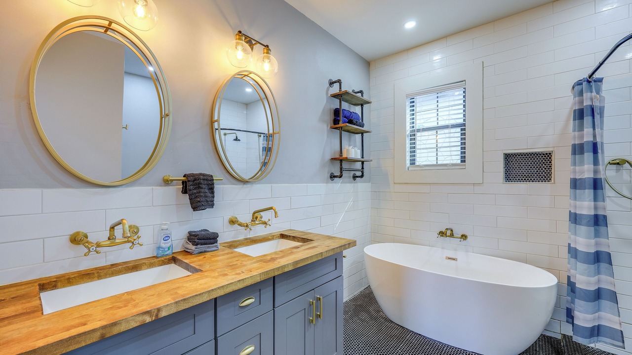 Photo of Bathroom in Eastside Promise Neighborhood
